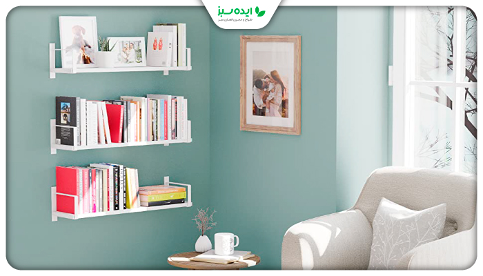 عکس تزئین دیوار با نصب کتابخانه دیواری